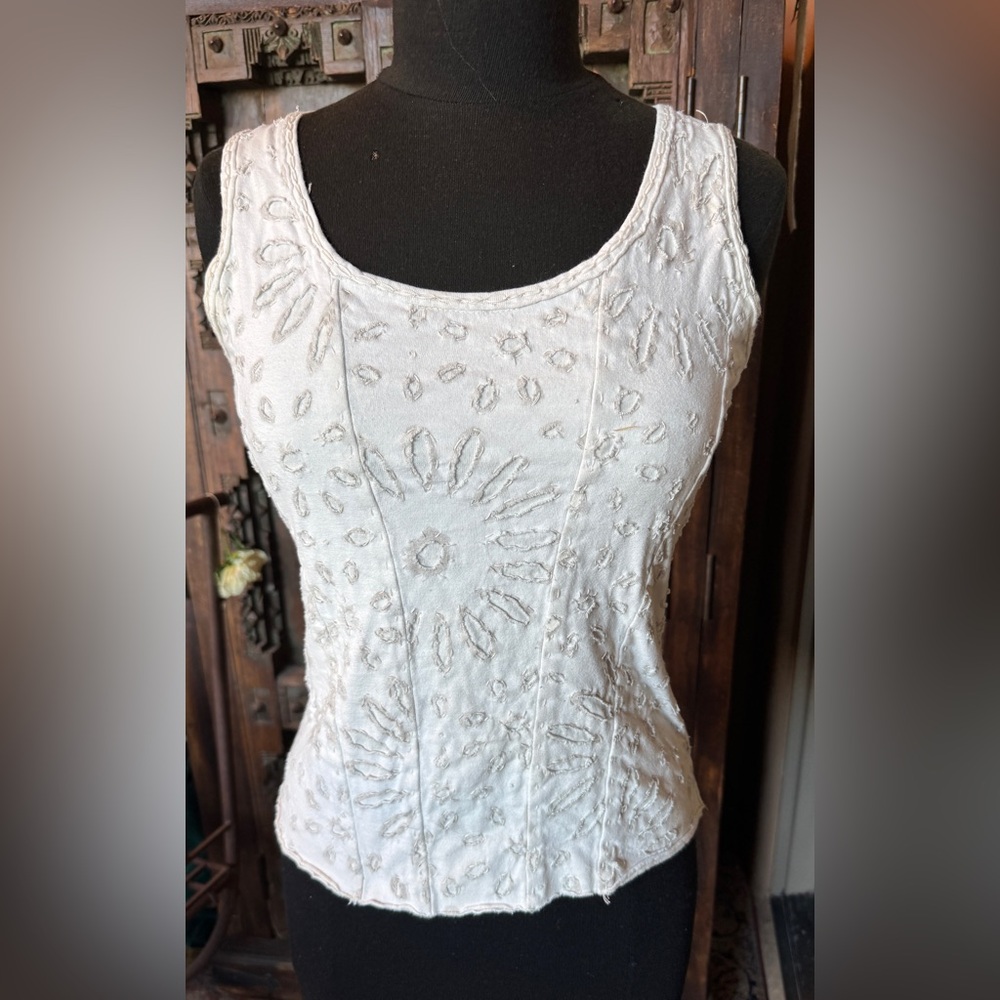 Fitted White Sleeveless Embellished Tank Top